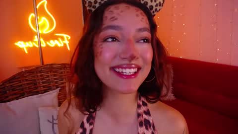 cinnamon_bite online show from January 13, 1:08 pm