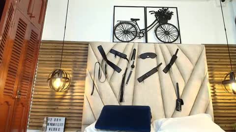 cinthiabaker online show from November 29, 12:35 pm