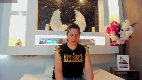 Snapshot of cinthya_mjs chatting on October 18, 12:20 pm Cinthya online show from October 18, 12:20 pm