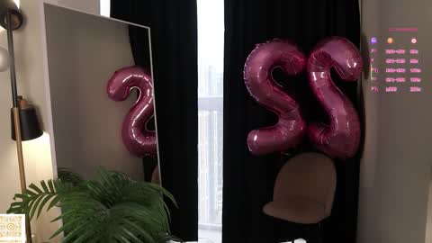 Sandy online show from December 14, 12:44 pm