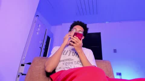 cj_davis1 online show from April 7, 2:24 am