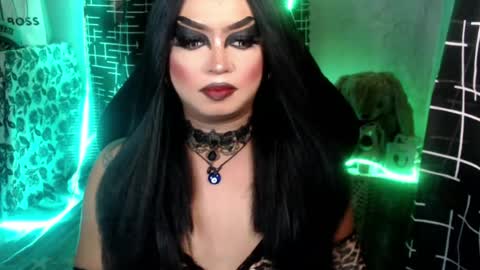 QUEEN CESS online show from July 27, 8:11 am