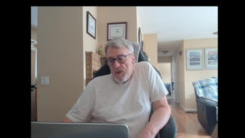 cjscout online show from April 5, 12:07 am