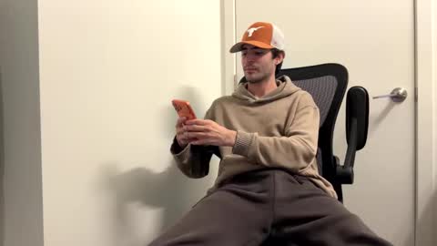 ckeefer96 online show from April 21, 10:17 pm