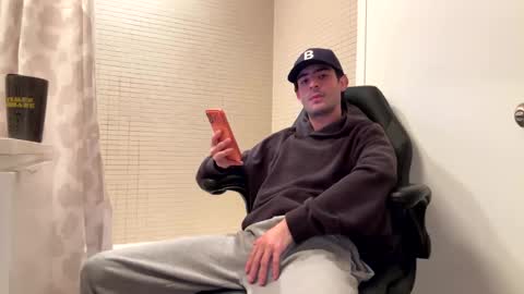 ckeefer96 online show from January 16, 11:25 pm