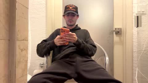 ckeefer96 online show from April 9, 1:42 am