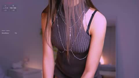 Snapshot of claire_amoure chatting on March 12, 5:13 am Claire online show from March 12, 5:13 am