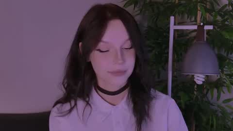Claire Bennett online show from June 22, 1:11 am