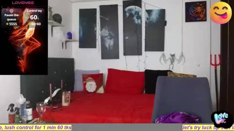 clara_xuee online show from December 17, 10:22 pm