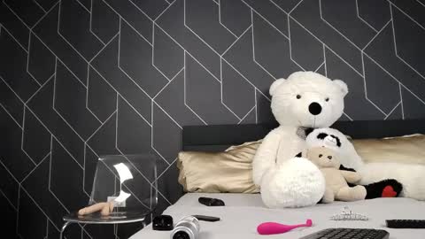 Clara online show from May 8, 6:41 am
