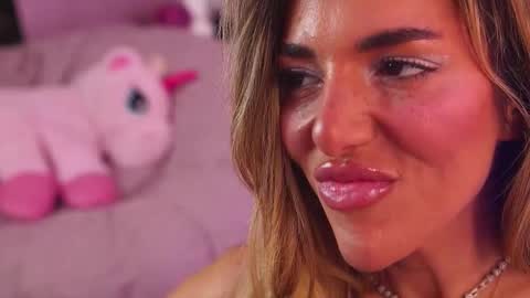 ClaraHazel online show from November 12, 5:21 am