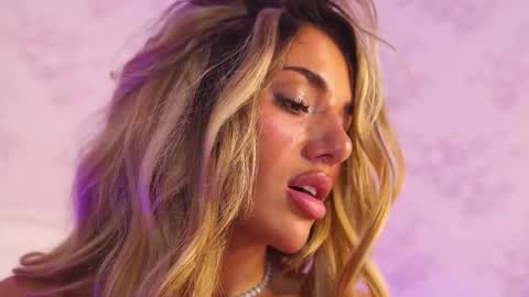 ClaraHazel online show from November 7, 6:49 am