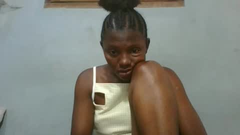 clarisse98 online show from November 20, 5:39 am