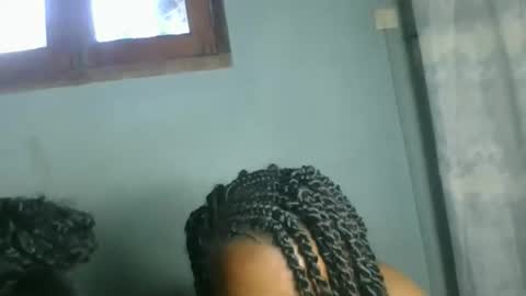 Snapshot of clarisse98 chatting on October 13, 12:40 pm clarisse98 online show from October 13, 12:40 pm