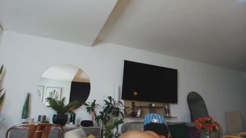 clark_strong online show from April 2, 1:51 pm