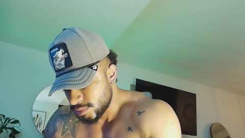 clark_strong online show from February 10, 11:08 pm