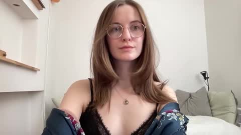 classyandgirly online show from October 8, 8:48 pm