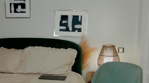 Snapshot of classytinna chatting on October 8, 7:03 am Classy Tinna online show from October 8, 7:03 am