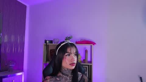 Cleo Adams online show from April 2, 5:04 am