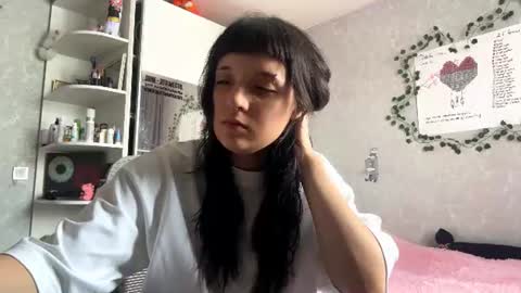 Bella online show from June 19, 8:20 am