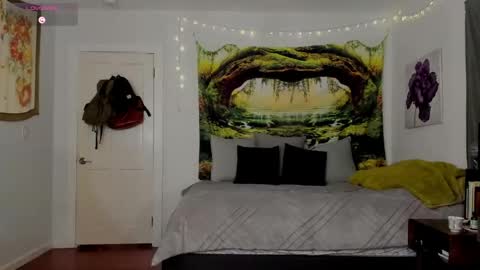 Cleo Schedule Updates online show from April 12, 1:42 am