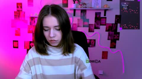 ur Cleo online show from March 9, 9:47 am