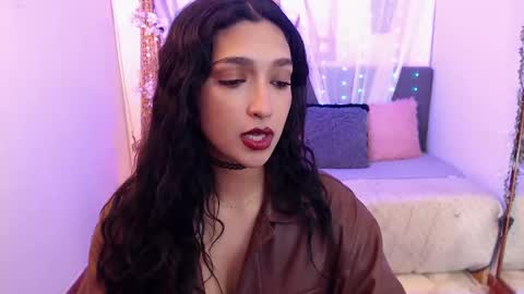 Cleo  online show from September 30, 9:25 pm