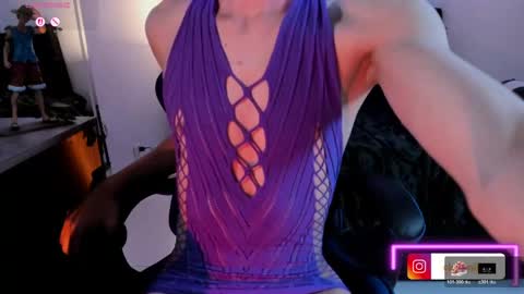 cleo online show from June 6, 7:03 am