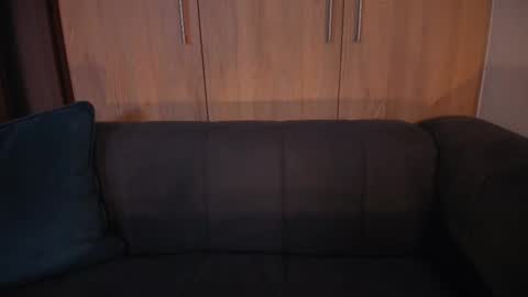 Cleo online show from March 8, 2:04 am