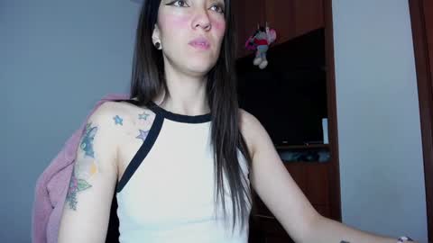 Snapshot of cleopatra_cute chatting on January 28, 5:32 am  Nicol  online show from January 28, 5:32 am