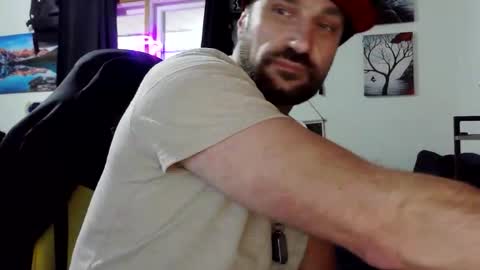 chad online show from November 15, 9:27 pm