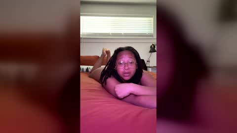 High Queen Clio online show from March 25, 2:46 pm