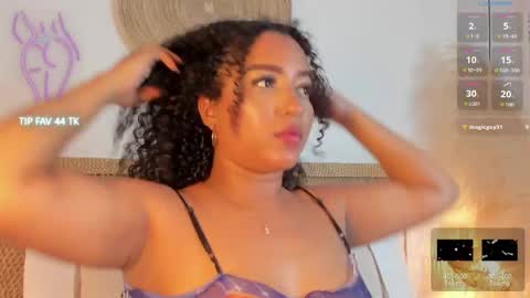 Snapshot of cloe_25 chatting on September 27, 3:04 am cloe_25 online show from September 27, 3:04 am