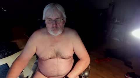 cloudalert62 online show from March 4, 11:54 pm