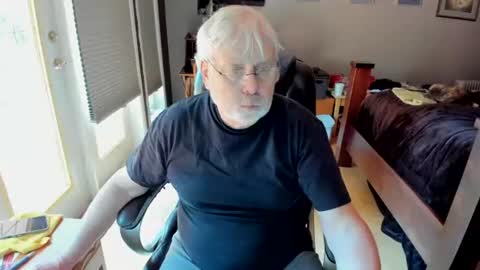 cloudalert62 online show from July 26, 3:42 pm