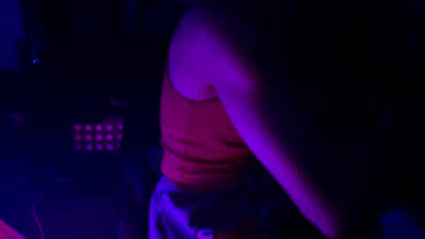 Drew online show from November 10, 8:33 pm