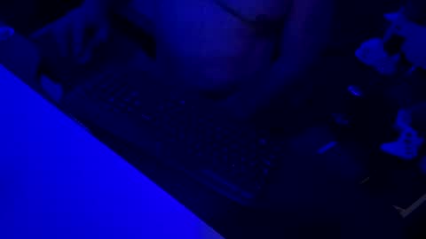 Cloudy Dayz online show from April 13, 8:18 am