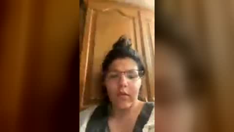 cloudybxtch69 online show from July 12, 1:53 am