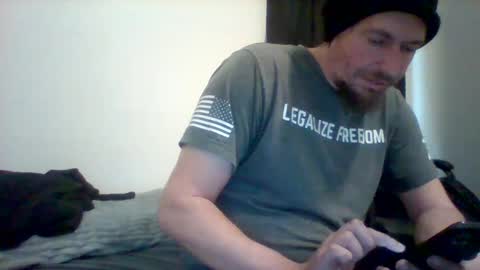 Snapshot of cloudyystarr666 chatting on February 17, 5:12 pm cloudyystarr666 online show from February 17, 5:12 pm