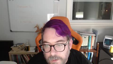  Clyde  Money  online show from November 24, 1:04 am