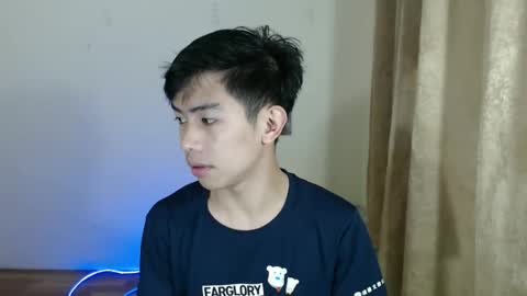 clyde_twinkx online show from March 1, 7:18 pm