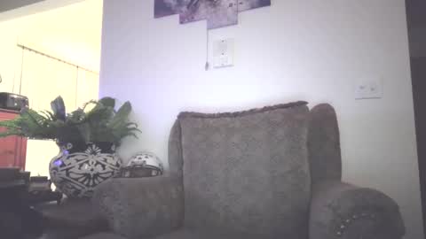 Snapshot of cmorgan6161 chatting on October 25, 9:41 am cmorgan6161 online show from October 25, 9:41 am