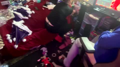 COCK N CREAMZ  WET DREAMZ online show from December 14, 7:18 am