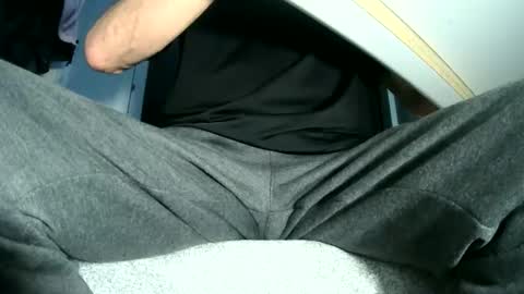 Ask me  online show from February 12, 10:37 pm