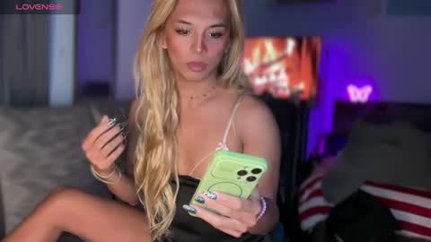 PrincessDianna IslandGirl   CUMSHOW in PVT and PASSWORDSHOW   online show from April 16, 10:56 pm