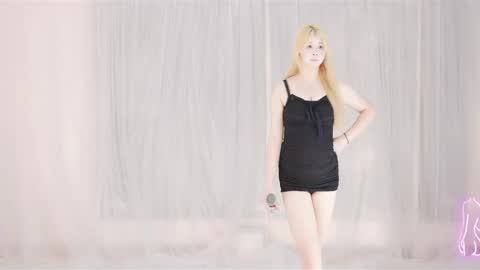 coco2002924 online show from October 3, 3:15 am