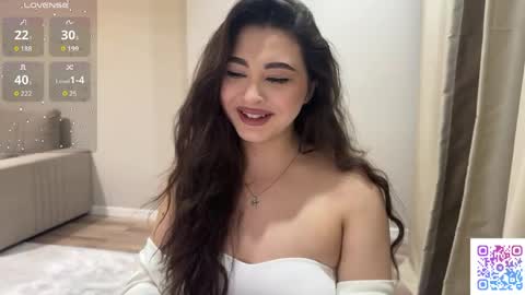 Yumi online show from May 8, 10:04 pm