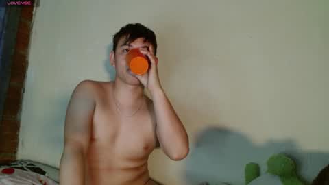 colin_valentina1 online show from December 23, 6:58 pm