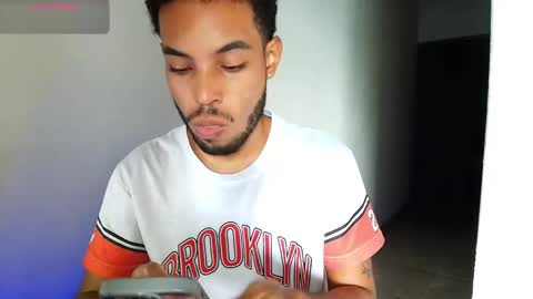 IG  online show from February 12, 6:22 pm