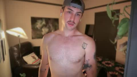 collegeboy417 online show from March 16, 7:01 am